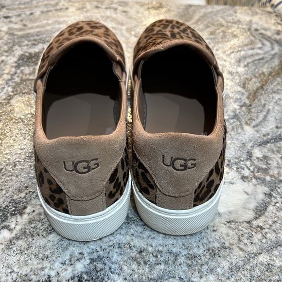 Ugg cheetah slip ons - Picture 2 of 4